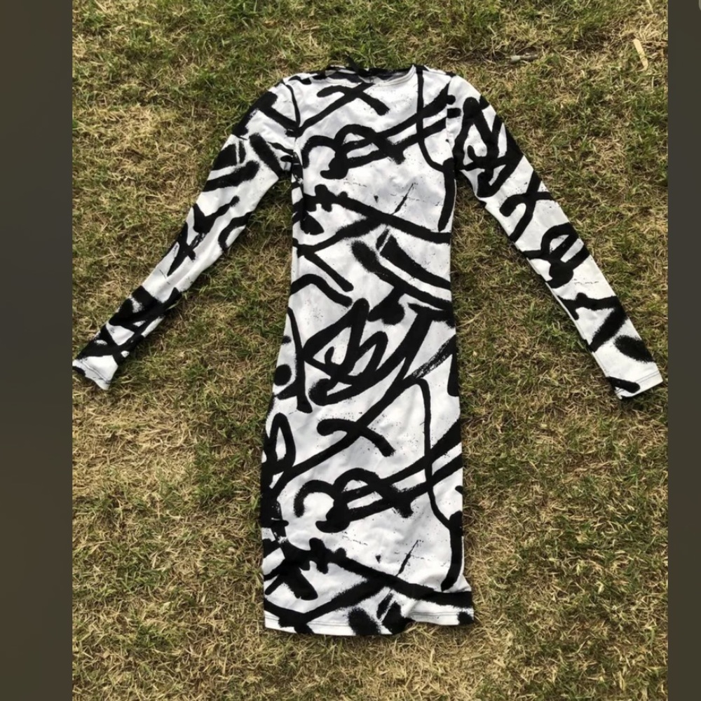Women dress